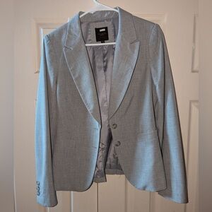 Size 4, the limited brand blazer with buttons.